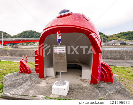 連接哈比浦島和崎戶島的本鄉橋附近、王王巴士站/今泊真代巴士站（長崎縣堺市） 121596983