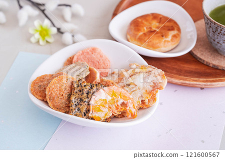 Seafood cracker 121600567