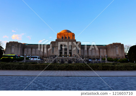 Tokyo Jingu Gaien Meiji Memorial Art Gallery 121603710