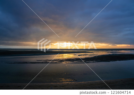 Beach of Borkum, East Frisia, North Sea in Lower Saxony, Germany 121604714