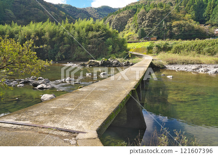 [Mukai Hirose Submerged Bridge (Shimanto River)] Hirose, Shimanto Town, Takaoka District, Kochi Prefecture 121607396