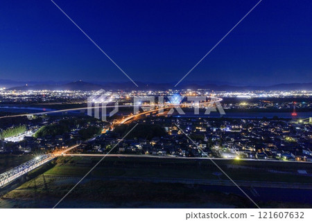 Night view of River Environment Paradise Oasis Park from Twin Arch 138 in Ichinomiya City 121607632