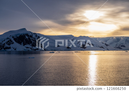 Antarctic landscape near Neko Harbour 121608250
