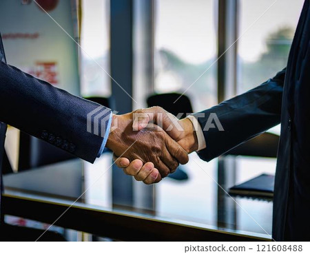 business handshake 121608488