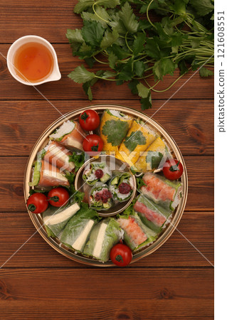 Raw spring roll 121608551