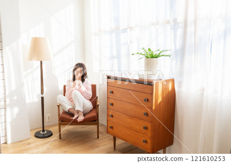 年輕的女人 121610253