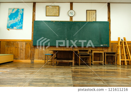 原小學教室 原小學教室 121611216