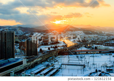 First sunrise in Morioka City (Marios 20th floor observation deck) 121612158
