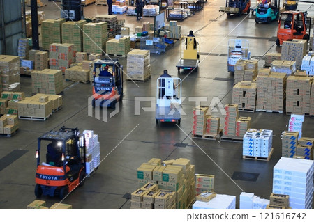 Ota Market at the end of the year: piles of cardboard boxes containing fruits and vegetables Ota Market at the end of the year: piles of cardboard boxes containing fruits and vegetables 121616742