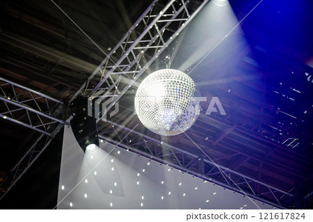 lighting lighting 121617824