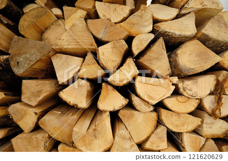 Stack of chopped fire wood 121620629