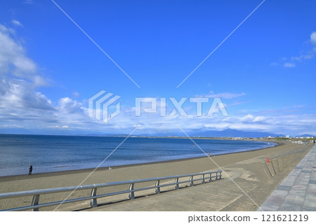 [Flat rate] Early autumn scenery of Kugenuma Beach (October 2023 / Fujisawa City, Kanagawa Prefecture) 121621219
