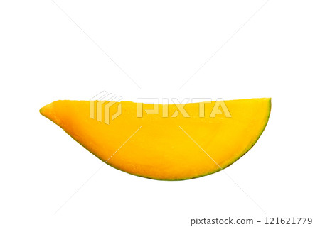 ripe mango isolated 121621779