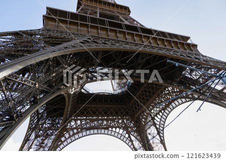 A Beautiful Perspective View of the Eiffel Tower Showcasing Its Unique Architectural Details 121623439