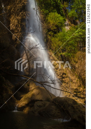 Thi Lo Su Waterfall is the largest waterfall in Tak Province, Thailand. It is located on a limestone mountain with many levels. It is located in Umphang Wildlife Sanctuary, which borders Myanmar. 121623948