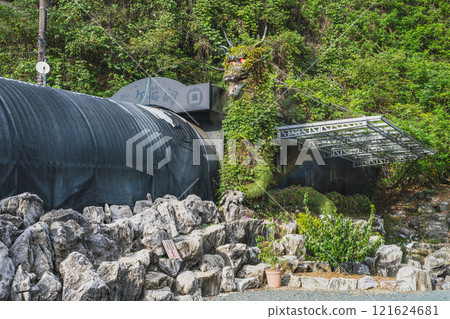 濱松市（靜岡縣）龍岩洞窟入口處的風景 121624681