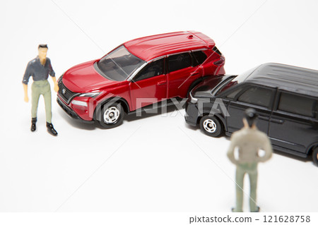 Car, automobile, traffic accident image 121628758