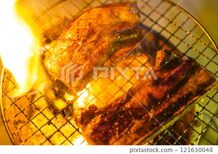 Charcoal-grilled aroma: most lost meat flavor Charcoal-grilled aroma: most lost meat flavor 121630048