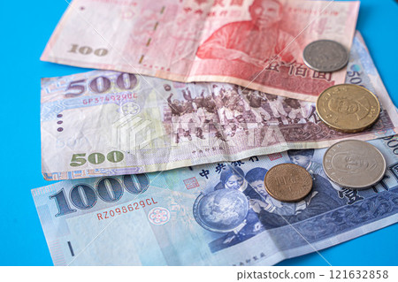 Taiwanese currency, banknotes, cash 121632858