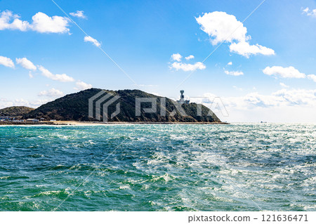 Aichi Prefecture, blue sea and sky as seen from Koijigahama Beach 121636471