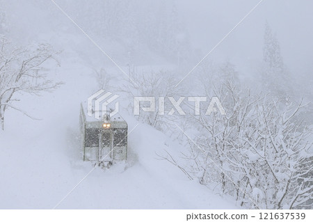 Tadami Line in a blizzard 121637539