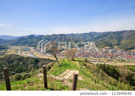 View from the ruins of Gassan-Toda Castle, Shimane Prefecture 121640040