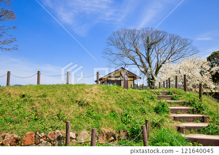 <Shimane Prefecture> Gassan Toda Castle, Ninomaru ruins 121640045