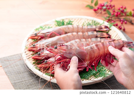 [One of the largest shrimp in the shrimp family] Sea tiger shrimp are characterized by their firm texture and flavor, and rich umami taste, which can only be achieved in the wild. 121640812