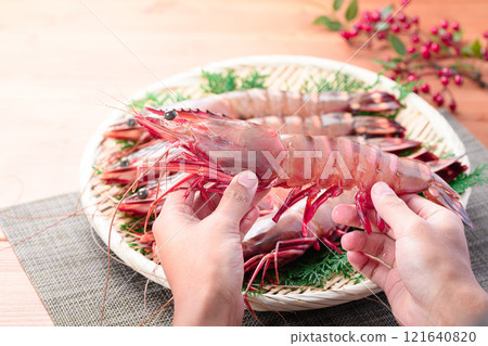 [One of the largest shrimp in the shrimp family] Sea tiger shrimp are characterized by their firm texture and flavor, and rich umami taste, which can only be achieved in the wild. 121640820