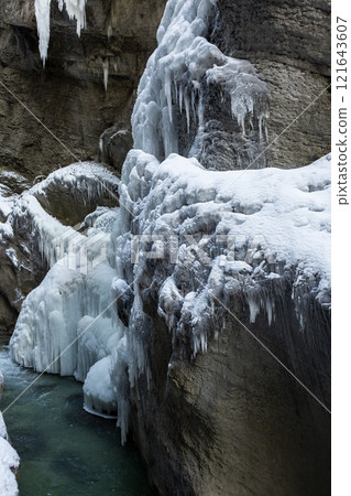 Partnachklamm or Partnach gorge in wintertime 121643607