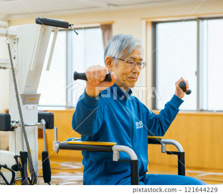 高級康復 121644229