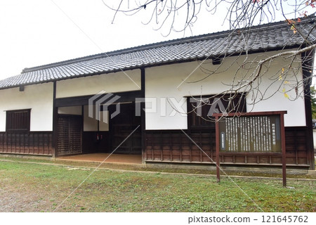Ena City, Gifu Prefecture: Main gate of Iwamura Domain School, Chishinkan, on the ruins of Iwamura Castle Ena City, Gifu Prefecture: Main gate of Iwamura Domain School, Chishinkan, on the ruins of Iwamura Castle 121645762
