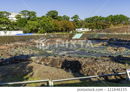 Shizuoka: Excavation site of the castle tower of Sunpu Castle, Shizuoka City, Shizuoka Prefecture 121646155