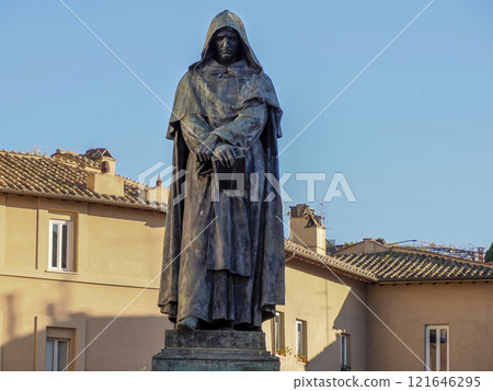 giordano bruno sculpture rome Italy giordano bruno sculpture rome Italy 121646295