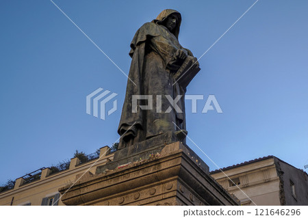giordano bruno sculpture rome Italy giordano bruno sculpture rome Italy 121646296