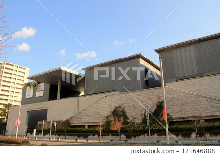 Hyogo Prefectural Museum of Art 121646888