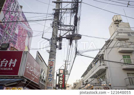 Busy streets Busy streets 121648055