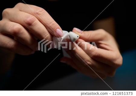 Cleaning your Wireless Earbuds is vital for optimal sound quality and performance Cleaning your Wireless Earbuds is vital for optimal sound quality and performance 121651373