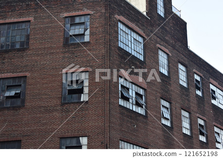 New York historical building facades, skyscrapers Manhattan, Art Deco architecture, Historical architectural gems New York, old historical building facades in NY, USA New York historical building facades, skyscrapers Manhattan, Art Deco architecture, Historical architectural gems New York, old historical building facades in NY, USA 121652198