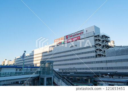 View of the station building from the east exit of Kashiwa Station on the Joban Line (January 2025, Kashiwa City, Chiba Prefecture) View of the station building from the east exit of Kashiwa Station on the Joban Line (January 2025, Kashiwa City, Chiba Prefecture) 121653451