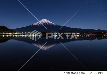 Snow-covered Mt. Fuji and the night view of Lake Kawaguchi 121654999