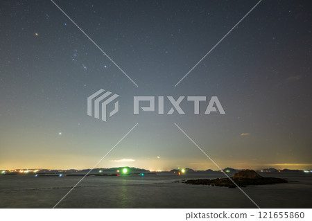 Beautiful starry sky over the sea in Yorishima Town, Asakuchi City, Okayama Prefecture, Japan 121655860