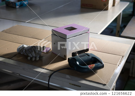 鑽孔以安裝每週計時器 鑽孔以安裝每週計時器 121656622