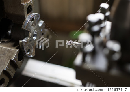 Internal diameter machining on a lathe Internal diameter machining on a lathe 121657147
