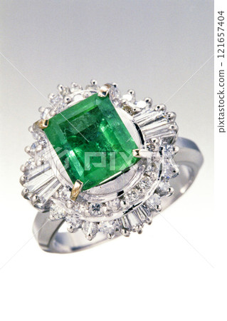 Jewelry, Colorful gemstone rings 121657404