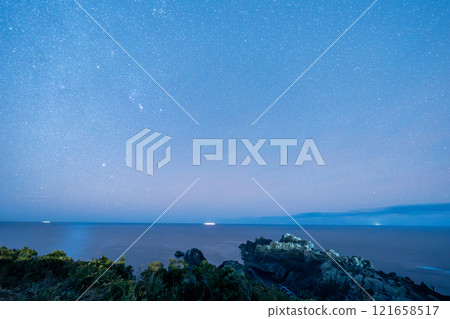 Starry sky view from the southernmost tip of Honshu, Wakayama Prefecture (December 2024) Starry sky view from the southernmost tip of Honshu, Wakayama Prefecture (December 2024) 121658517