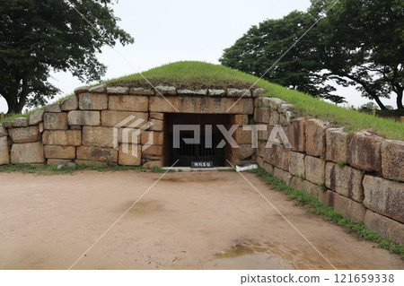 韓國慶州的石冰屋 韓國慶州的石冰屋 121659338