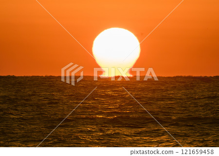 Daruma sunrise! 121659458