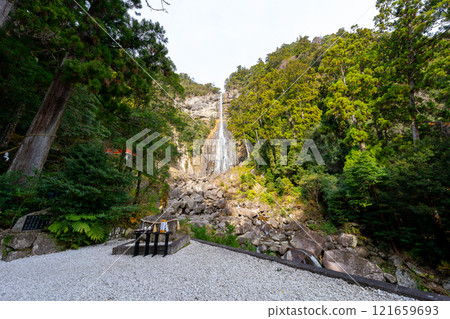 Scenery of Nachi Falls, Wakayama Prefecture (December 2024) Scenery of Nachi Falls, Wakayama Prefecture (December 2024) 121659693