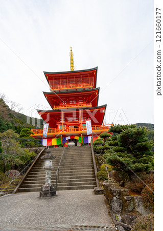 和歌山縣那智大社的風景（2024年12月） 121660177